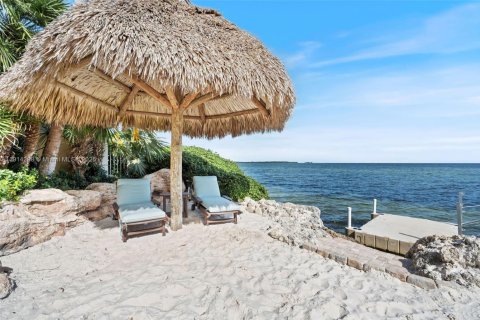 House in Key Largo, Florida 3 bedrooms № 2034924 - photo 5