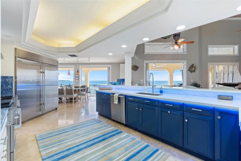 House in Key Largo, Florida 3 bedrooms № 2034924 - photo 11