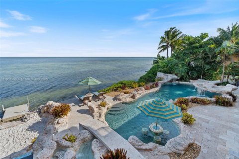 House in Key Largo, Florida 3 bedrooms № 2034924 - photo 25