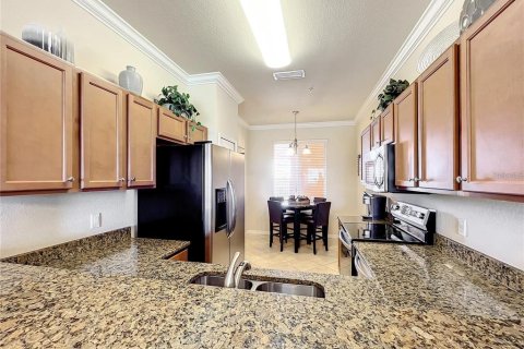 Condo in Bradenton, Florida, 2 bedrooms  № 2330577 - photo 9