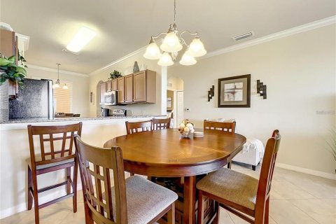 Condo in Bradenton, Florida, 2 bedrooms  № 2330577 - photo 10