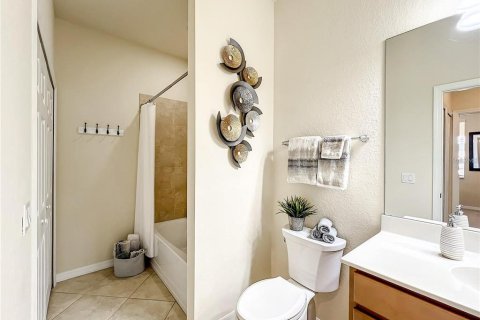 Condo in Bradenton, Florida, 2 bedrooms  № 2330577 - photo 24