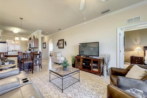 Condo in Bradenton, Florida, 2 bedrooms  № 2330577 - photo 12