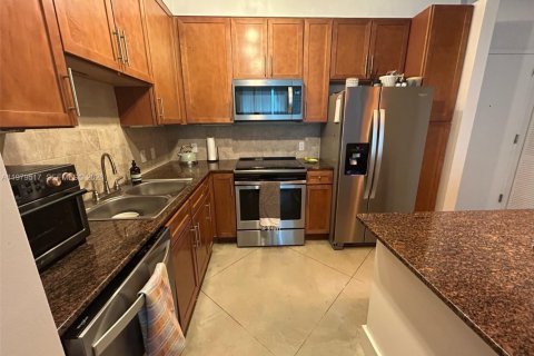 Copropriété à louer à Miami, Floride: 1 chambre, 65.68 m2 № 2046123 - photo 9