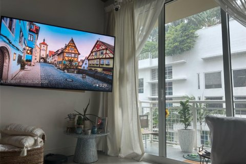 Copropriété à louer à Miami, Floride: 1 chambre, 65.68 m2 № 2046123 - photo 5