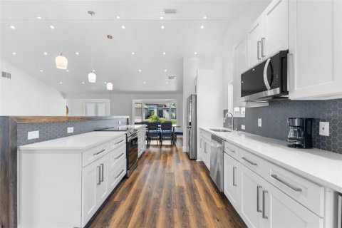 Villa ou maison à louer à Port Charlotte, Floride: 3 chambres, 164.53 m2 № 1637262 - photo 18