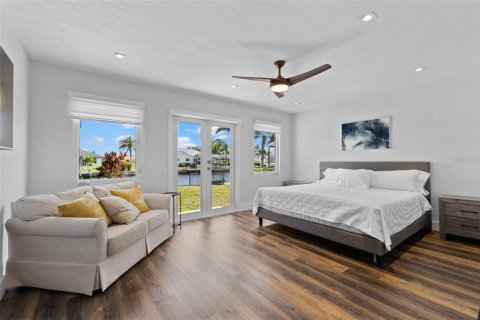 Villa ou maison à louer à Port Charlotte, Floride: 3 chambres, 164.53 m2 № 1637262 - photo 5