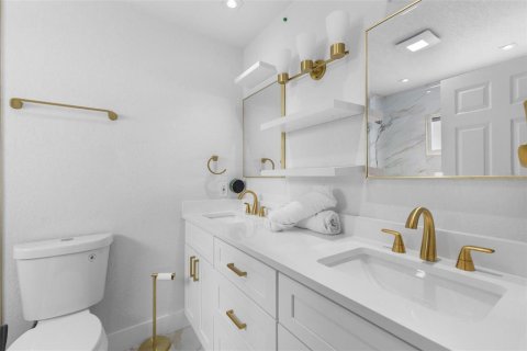 Villa ou maison à louer à Port Charlotte, Floride: 3 chambres, 164.53 m2 № 1637262 - photo 6