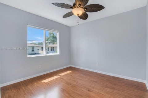 House in Pembroke Pines, Florida 4 bedrooms, 235.97 sq.m. № 1986597 - photo 28