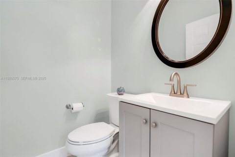 House in Pembroke Pines, Florida 4 bedrooms, 235.97 sq.m. № 1986597 - photo 25