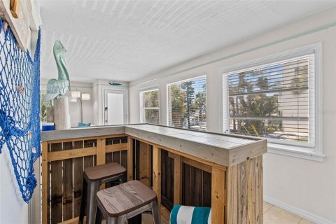 Propiedad comercial en venta en Treasure Island, Florida, 2 dormitorios, 166.39 m2 № 1918042 - foto 15