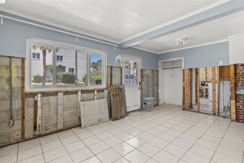 Propiedad comercial en venta en Treasure Island, Florida, 2 dormitorios, 166.39 m2 № 1918042 - foto 30