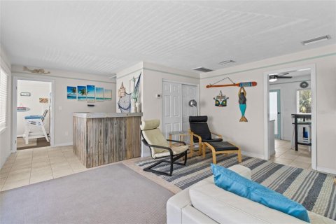 Propiedad comercial en venta en Treasure Island, Florida, 2 dormitorios, 166.39 m2 № 1918042 - foto 6