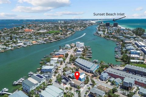 Propiedad comercial en venta en Treasure Island, Florida, 2 dormitorios, 166.39 m2 № 1918042 - foto 5