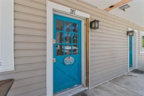 Propiedad comercial en venta en Treasure Island, Florida, 2 dormitorios, 166.39 m2 № 1918042 - foto 26