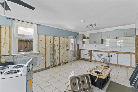 Propiedad comercial en venta en Treasure Island, Florida, 2 dormitorios, 166.39 m2 № 1918042 - foto 27