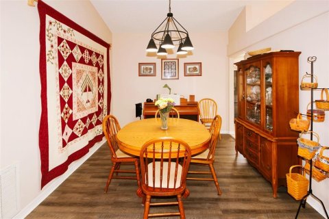 House in Hudson, Florida 3 bedrooms, 141.95 sq.m. № 1902526 - photo 18