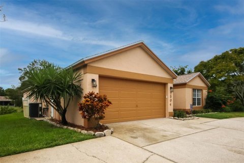 House in Hudson, Florida 3 bedrooms, 141.95 sq.m. № 1902526 - photo 8