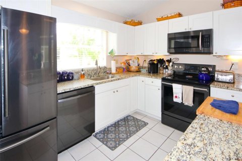 House in Hudson, Florida 3 bedrooms, 141.95 sq.m. № 1902526 - photo 19