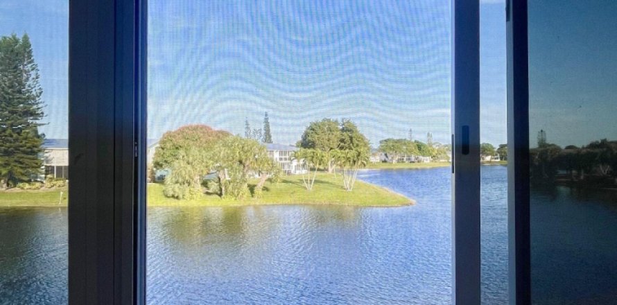 Condominio en West Palm Beach, Florida, 1 dormitorio  № 1045766