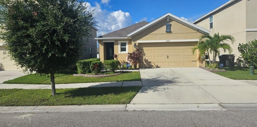 Casa en Sun City Center, Florida 3 dormitorios, 139.73 m2 № 1824155