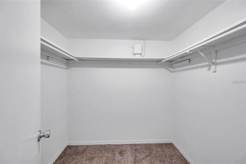 Condo in Saint Petersburg, Florida, 2 bedrooms  № 1828618 - photo 12