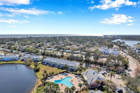 Condo in Saint Petersburg, Florida, 2 bedrooms  № 1828618 - photo 18