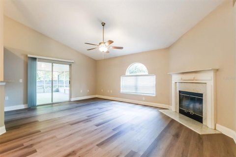 Casa en venta en Deltona, Florida, 3 dormitorios, 163.04 m2 № 2210353 - foto 7