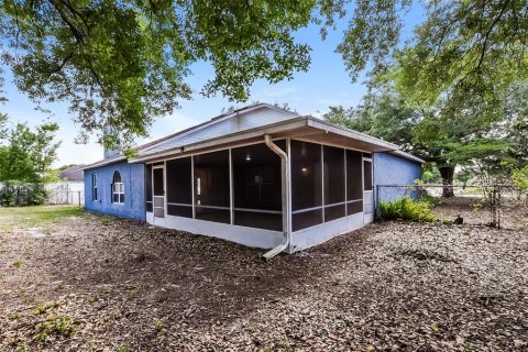 Casa en venta en Deltona, Florida, 3 dormitorios, 163.04 m2 № 2210353 - foto 19