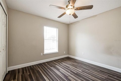 Casa en venta en Deltona, Florida, 3 dormitorios, 163.04 m2 № 2210353 - foto 16