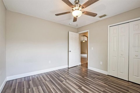 Casa en venta en Deltona, Florida, 3 dormitorios, 163.04 m2 № 2210353 - foto 15