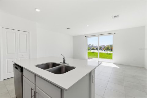 Townhouse in Bradenton, Florida 3 bedrooms, 130.53 sq.m. № 2226241 - photo 8