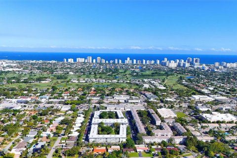 Condo à Oakland Park, Floride, 2 chambres № 2369963