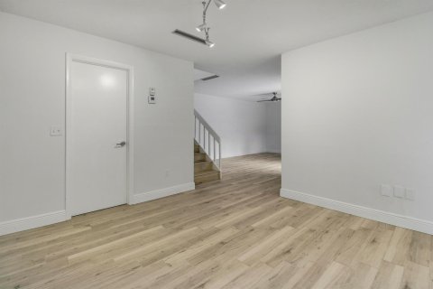 Touwnhouse à vendre à Jupiter, Floride: 2 chambres, 136.57 m2 № 2401856 - photo 24