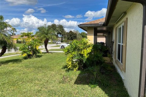 Villa ou maison à vendre à Orlando, Floride: 2 chambres, 95.22 m2 № 2408102 - photo 6