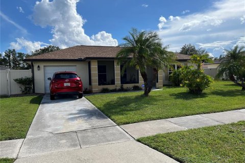 Villa ou maison à vendre à Orlando, Floride: 2 chambres, 95.22 m2 № 2408102 - photo 2