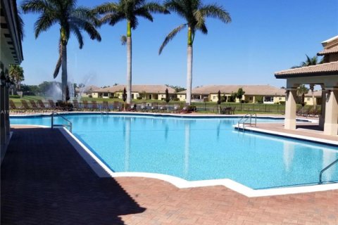 Купить кондоминиум в Хомстед, Флорида 2 спальни, 85.47м2, № 2035309 - фото 21