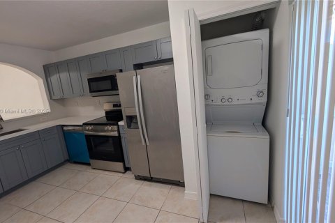 Купить кондоминиум в Хомстед, Флорида 2 спальни, 85.47м2, № 2035309 - фото 10