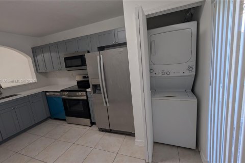 Купить кондоминиум в Хомстед, Флорида 2 спальни, 85.47м2, № 2035309 - фото 9