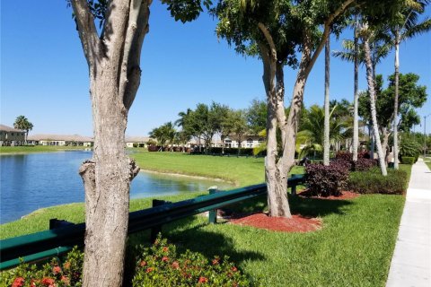 Купить кондоминиум в Хомстед, Флорида 2 спальни, 85.47м2, № 2035309 - фото 28