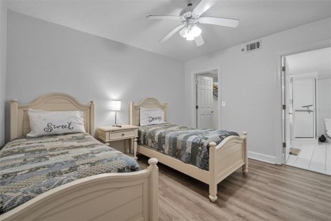 Condo in Port Orange, Florida, 3 bedrooms  № 1894463 - photo 18