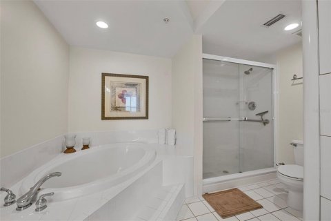 Condo in Port Orange, Florida, 3 bedrooms  № 1894463 - photo 27