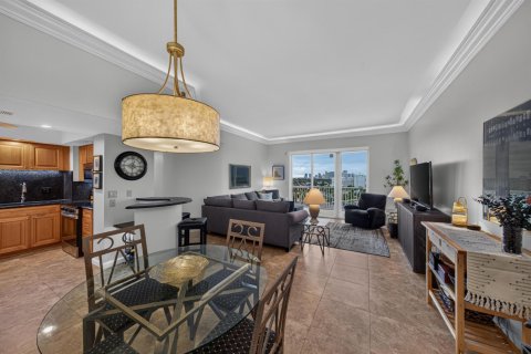 Condo in Fort Lauderdale, Florida, 2 bedrooms  № 2398220 - photo 6