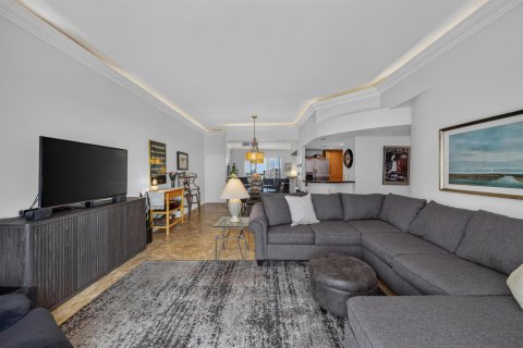 Condo in Fort Lauderdale, Florida, 2 bedrooms  № 2398220 - photo 12