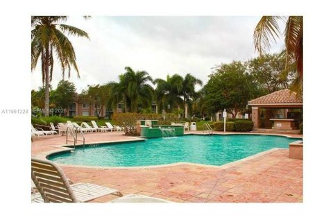Condominio en alquiler en Miramar, Florida, 2 dormitorios, 91.32 m2 № 2025988 - foto 17