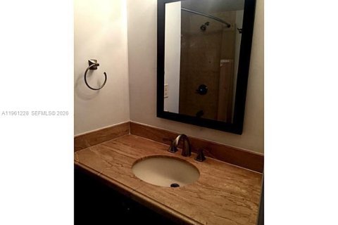 Condominio en alquiler en Miramar, Florida, 2 dormitorios, 91.32 m2 № 2025988 - foto 10