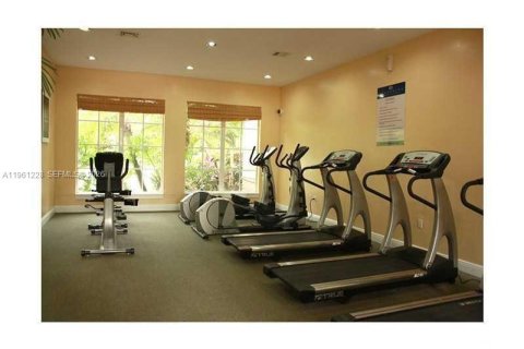 Condominio en alquiler en Miramar, Florida, 2 dormitorios, 91.32 m2 № 2025988 - foto 15