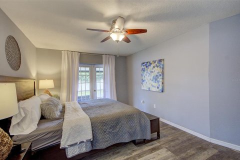 House in Riverview, Florida 4 bedrooms, 166.48 sq.m. № 2199475 - photo 22