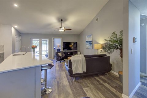 House in Riverview, Florida 4 bedrooms, 166.48 sq.m. № 2199475 - photo 17