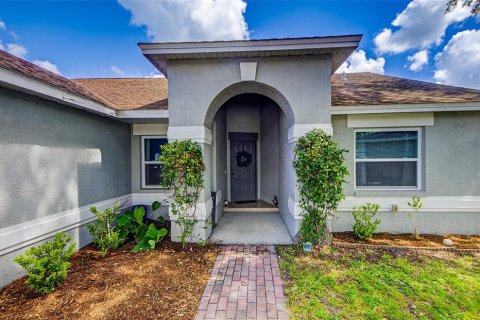 House in Riverview, Florida 4 bedrooms, 166.48 sq.m. № 2199475 - photo 7